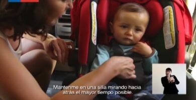 Es obligatorio el uso de sillas de bebé en accidentes y la normativa de tránsito